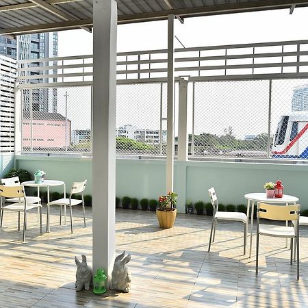Take A Rest Hotel Bangkok Luaran gambar